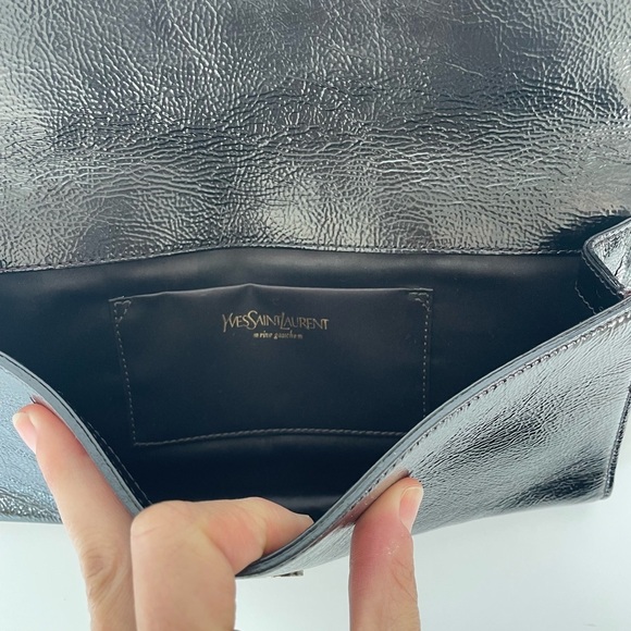 YSL -Vintage patent leather clutch - black - authentic - Picture 10 of 15